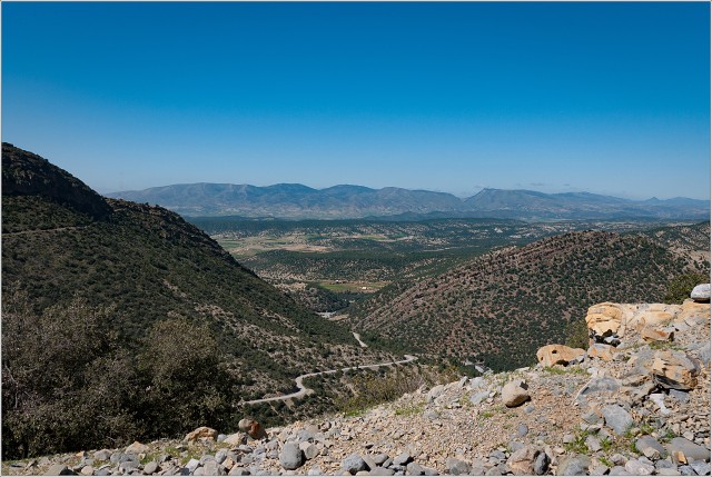  1000930-001-20100401