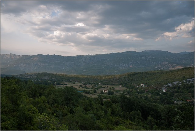  1050935-024-20120809