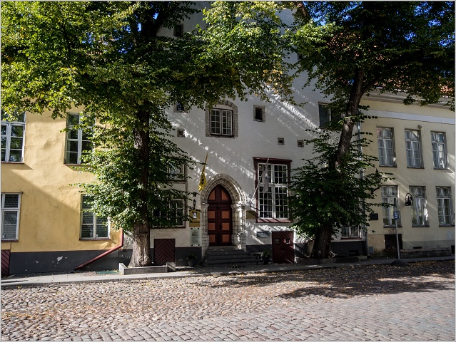  9043169-010-20160904