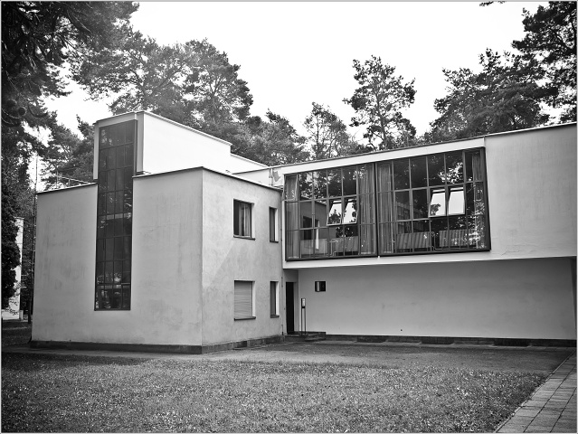  8303868-009-20170830