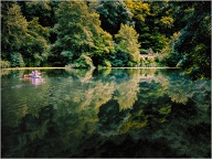 I am normally a big fan of reflection photos, but just for once.
.
.